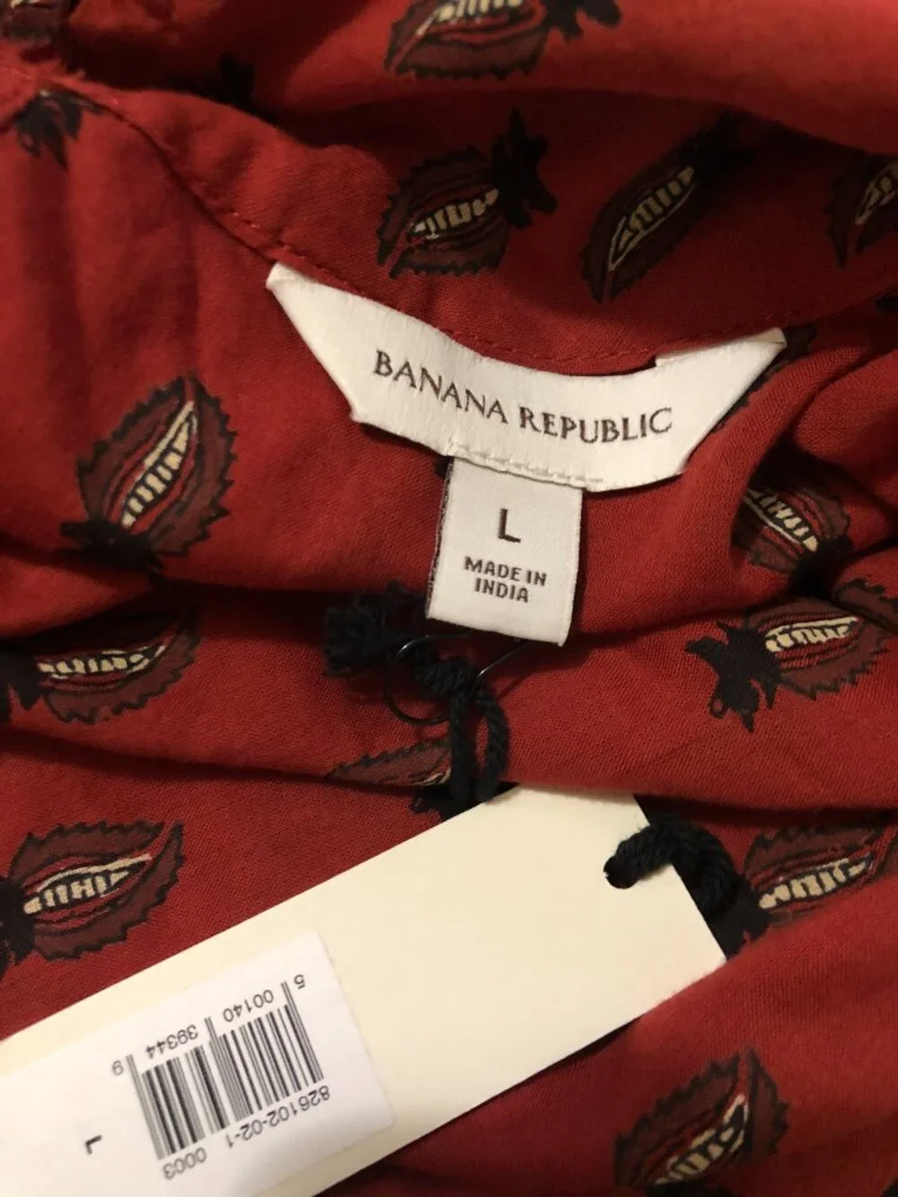 NWT Banana Republic red print reversed western shirt